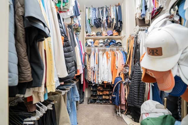 135 Circle Dr, Longview, TX 75602