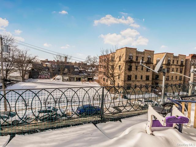 227 S 3rd Avenue, Mount Vernon, NY 10550