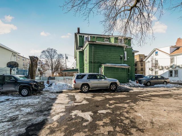 227 S 3rd Avenue, Mount Vernon, NY 10550