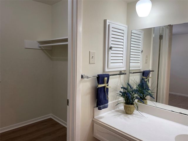 8830 Sharpcrest Street, Houston, TX 77036