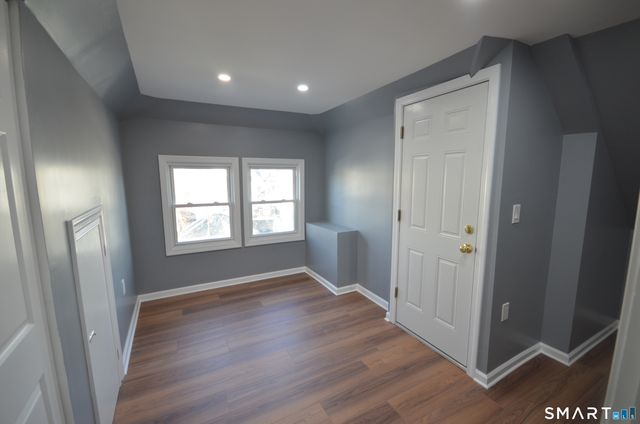 70 Westfield Avenue 3rd Fl, Bridgeport, CT 06606