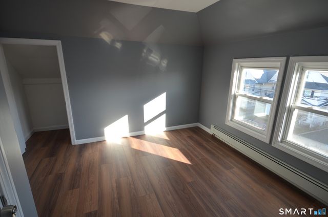 70 Westfield Avenue 3rd Fl, Bridgeport, CT 06606