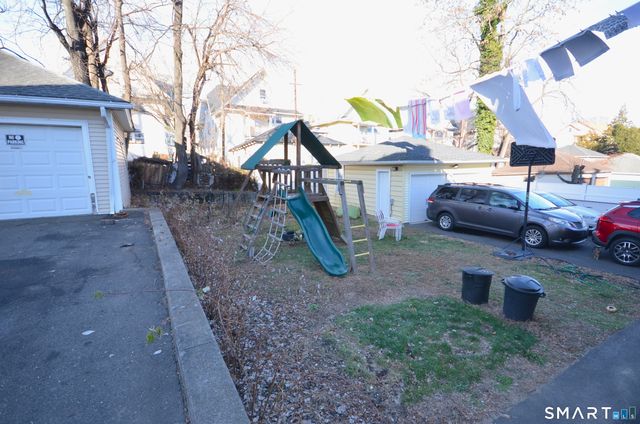 70 Westfield Avenue 3rd Fl, Bridgeport, CT 06606