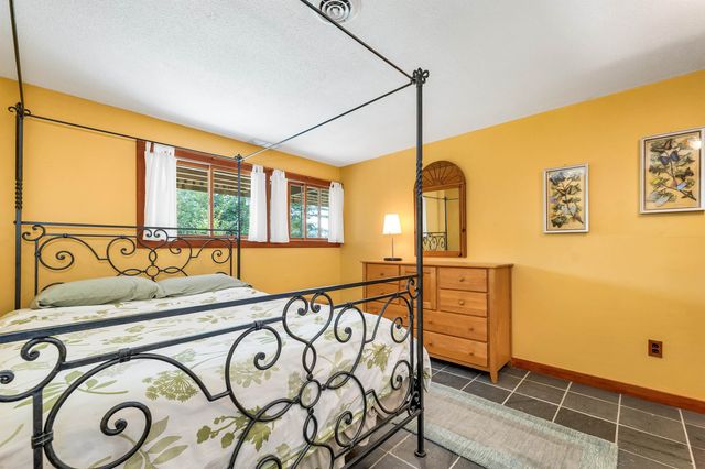 22 Prospect Ridge Road, Holderness, NH 03245
