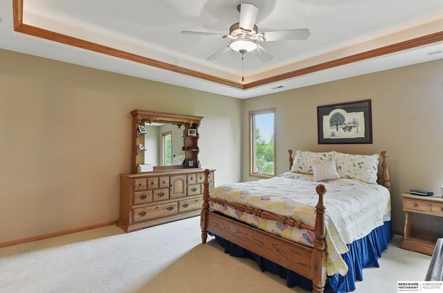 18710 Lillian Street, Omaha, NE 68136