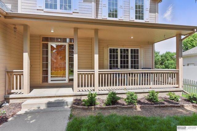 18710 Lillian Street, Omaha, NE 68136