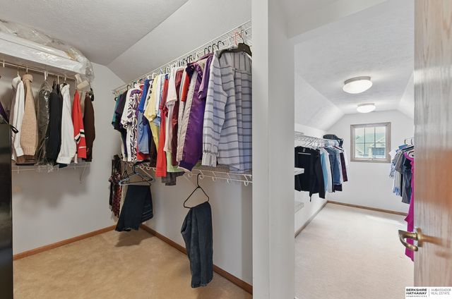 18710 Lillian Street, Omaha, NE 68136