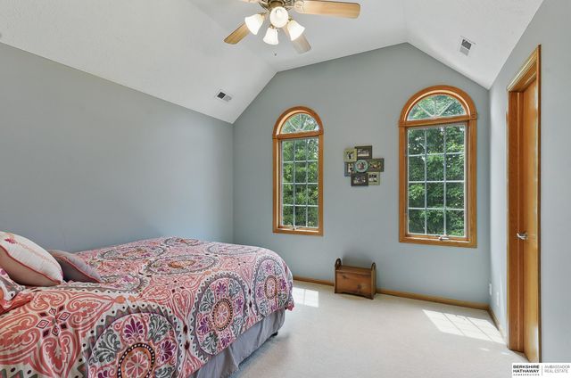 18710 Lillian Street, Omaha, NE 68136