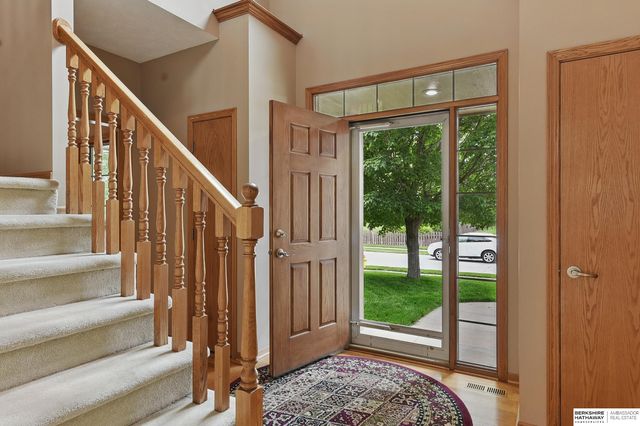 18710 Lillian Street, Omaha, NE 68136