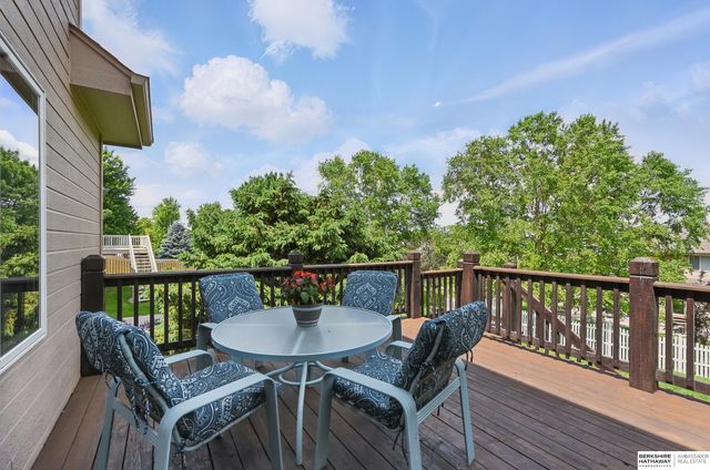 18710 Lillian Street, Omaha, NE 68136