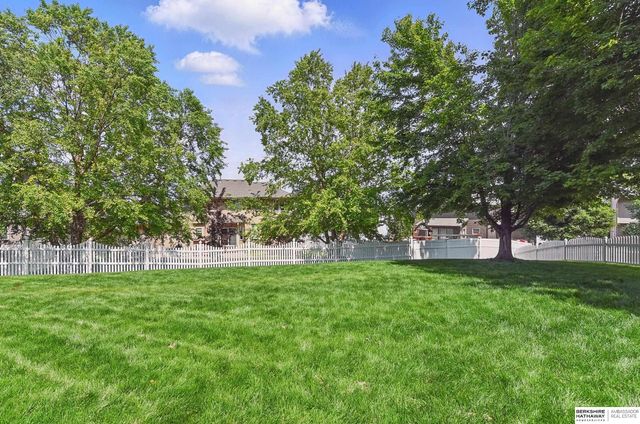 18710 Lillian Street, Omaha, NE 68136