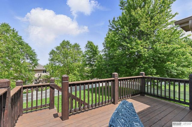 18710 Lillian Street, Omaha, NE 68136