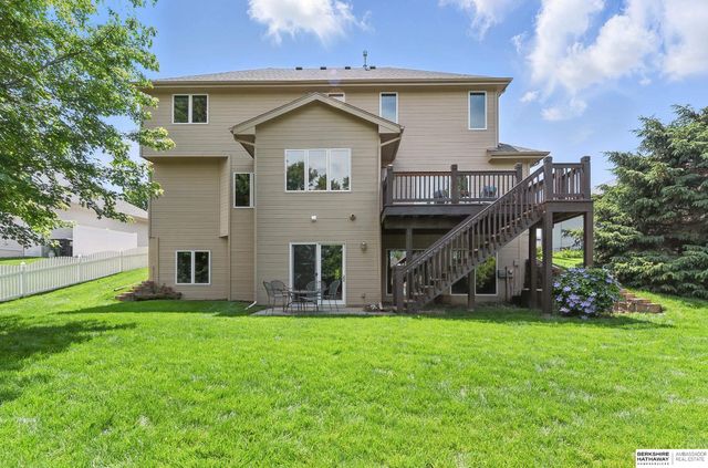 18710 Lillian Street, Omaha, NE 68136