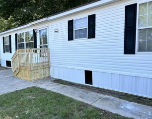 668 Hansel Street, Comstock Park, MI 49321