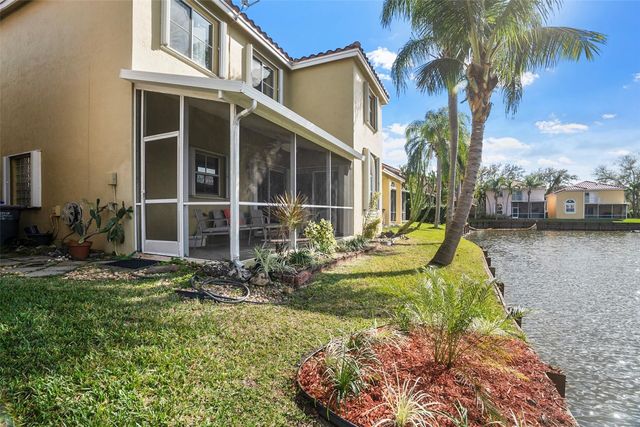 1762 E Trafalgar Circle, Hollywood, FL 33020