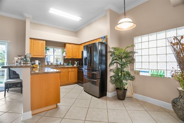 1762 E Trafalgar Circle, Hollywood, FL 33020