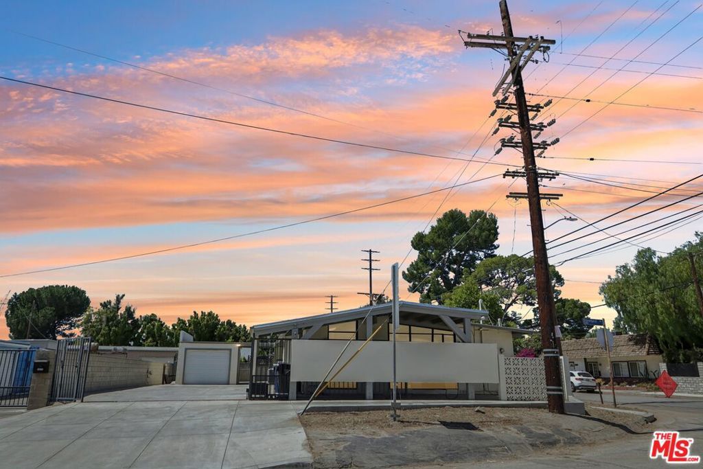 Image 2 of property listing at 11100 Sheldon Street, Sun Valley, CA 91352