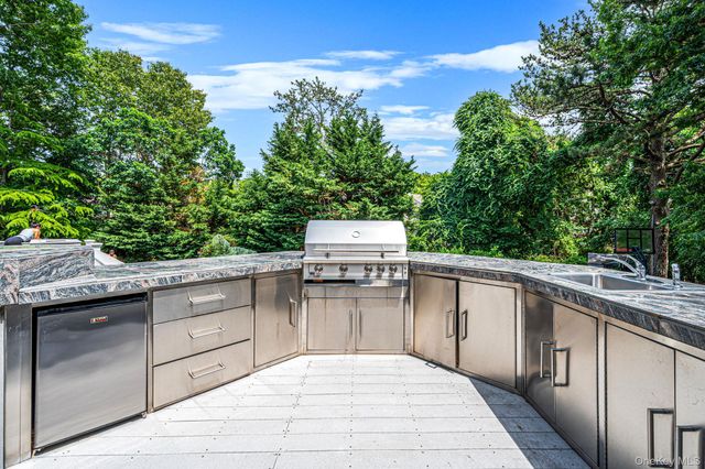 20 Hancock Court, South Setauket, NY 11720