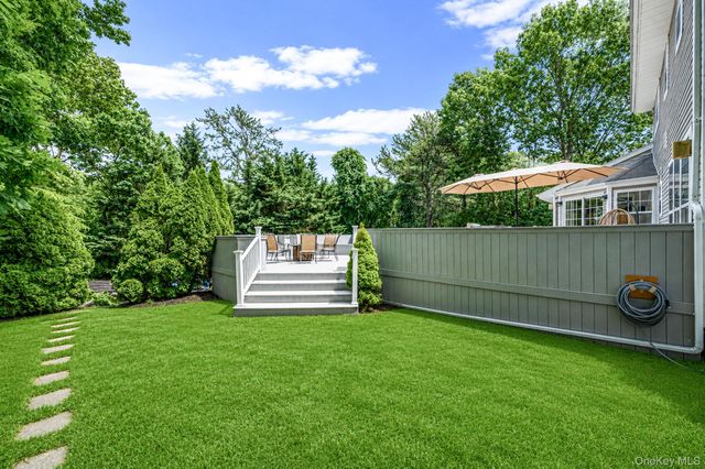 20 Hancock Court, South Setauket, NY 11720