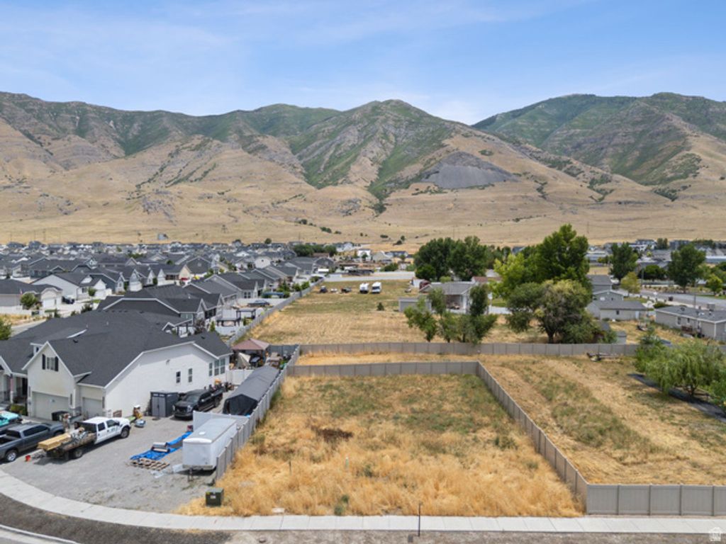 8048 N PARK LN # 002, Lake Point, UT 84074 — photo 4
