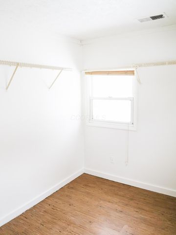 629 N Dawson Avenue, Columbus, OH 43219