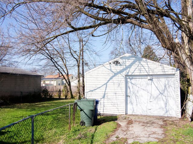 629 N Dawson Avenue, Columbus, OH 43219