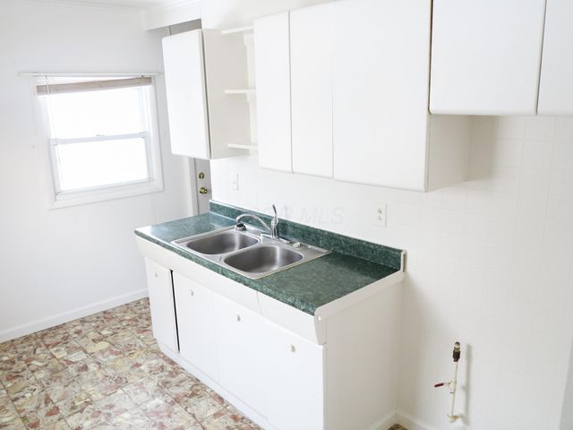 629 N Dawson Avenue, Columbus, OH 43219