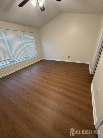 174 Stults Lane, East Brunswick, NJ 08816
