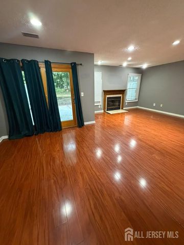 174 Stults Lane, East Brunswick, NJ 08816