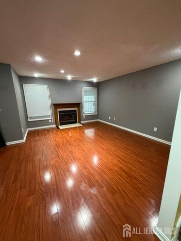 174 Stults Lane, East Brunswick, NJ 08816