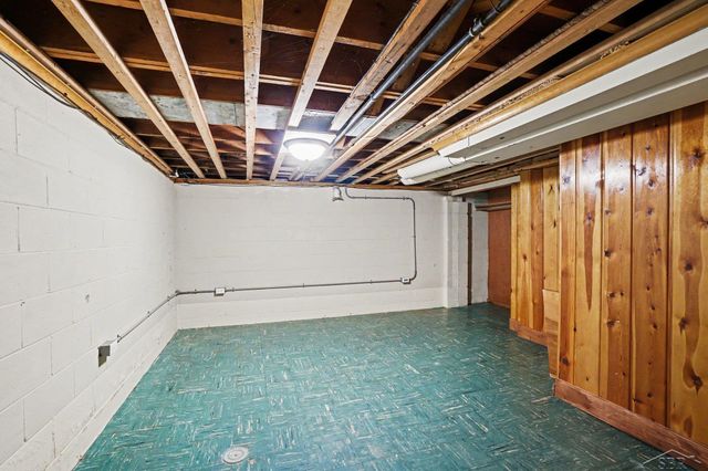 2726 Reppuhn Drive, Saginaw, MI 48603
