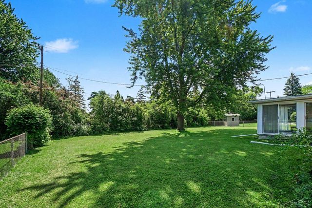 2726 Reppuhn Drive, Saginaw, MI 48603
