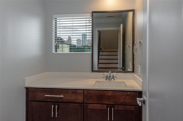 1418 Shearn Street, Houston, TX 77007