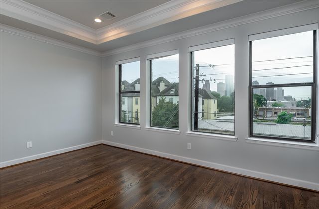 1418 Shearn Street, Houston, TX 77007
