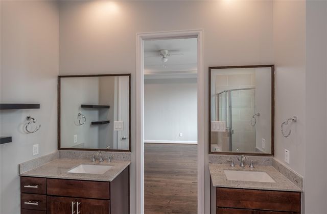 1418 Shearn Street, Houston, TX 77007