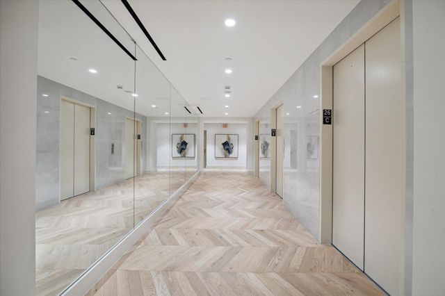 1701 Hermann Drive Drive 27CE, Houston, TX 77004