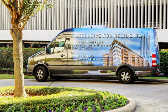 1701 Hermann Drive Drive 27CE, Houston, TX 77004