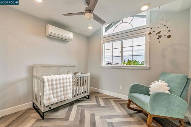 2207 Bridgeport Way, Martinez, CA 94553