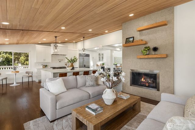 9419 NE 5th Street, Bellevue, WA 98004