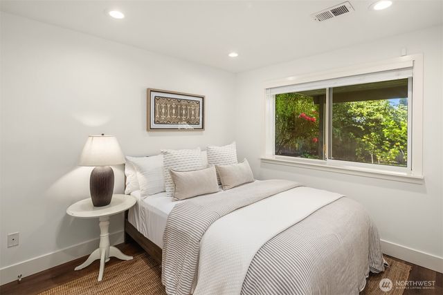 9419 NE 5th Street, Bellevue, WA 98004