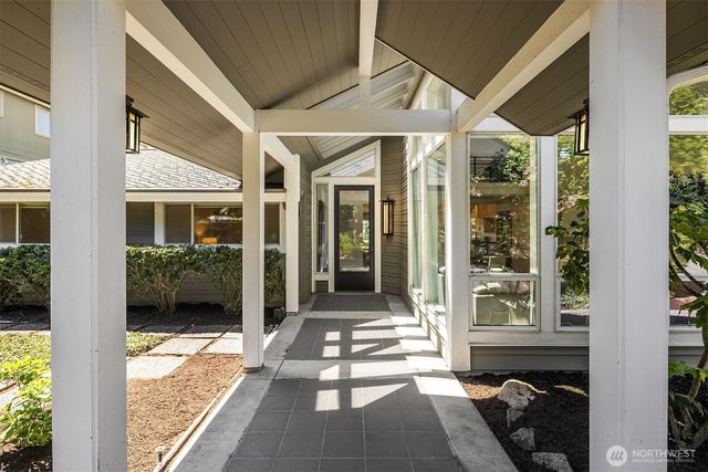 9419 NE 5th Street, Bellevue, WA 98004