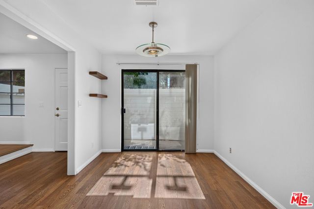 2519 Kansas Avenue 102, Santa Monica, CA 90404