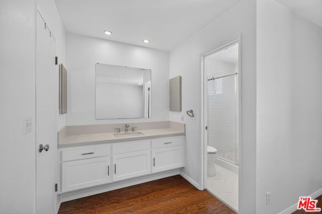 2519 Kansas Avenue 102, Santa Monica, CA 90404
