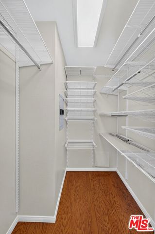2519 Kansas Avenue 102, Santa Monica, CA 90404