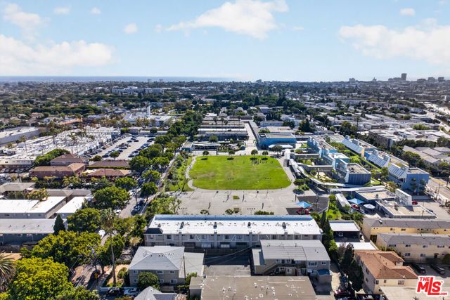 2519 Kansas Avenue 102, Santa Monica, CA 90404