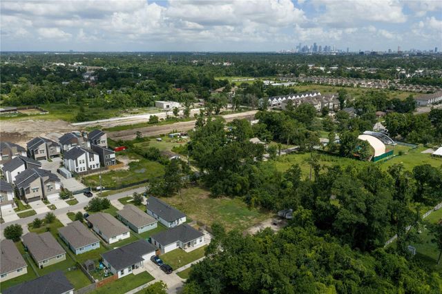 0 Cebra, Houston, TX 77091