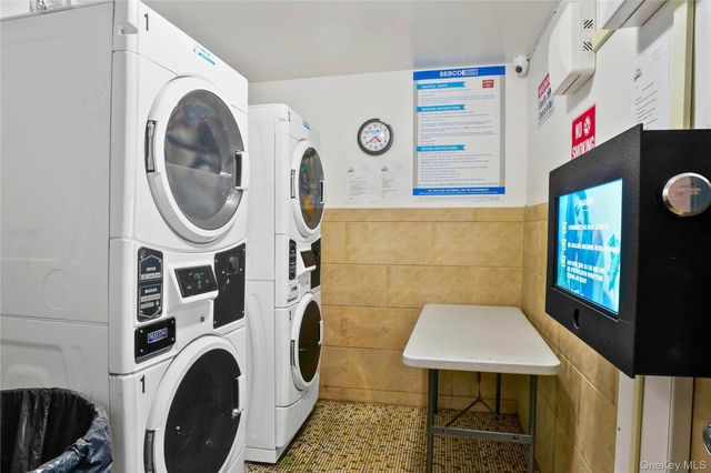 311 Saint Nicholas Avenue 3H, Ridgewood, NY 11385