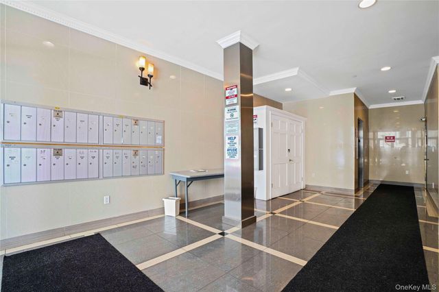 311 Saint Nicholas Avenue 3H, Ridgewood, NY 11385