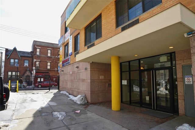 311 Saint Nicholas Avenue 3H, Ridgewood, NY 11385