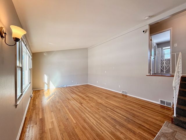 2852 189th Street, Lansing, IL 60438